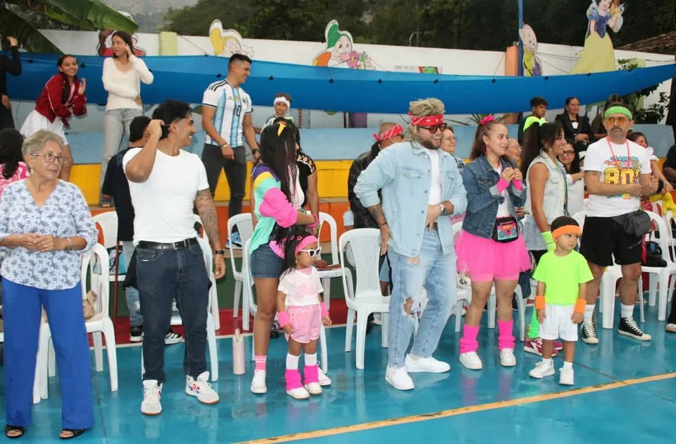 Encuentro de familias en el colegio